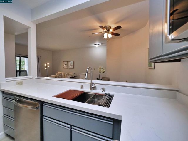 1234 Stanhope Lane 267, Hayward, CA 94545