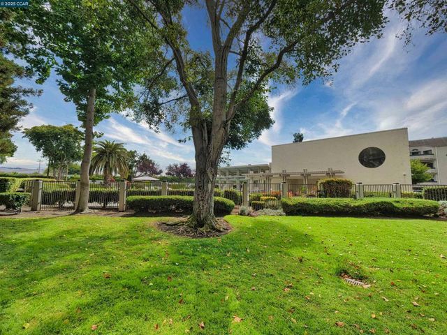 1234 Stanhope Lane 267, Hayward, CA 94545