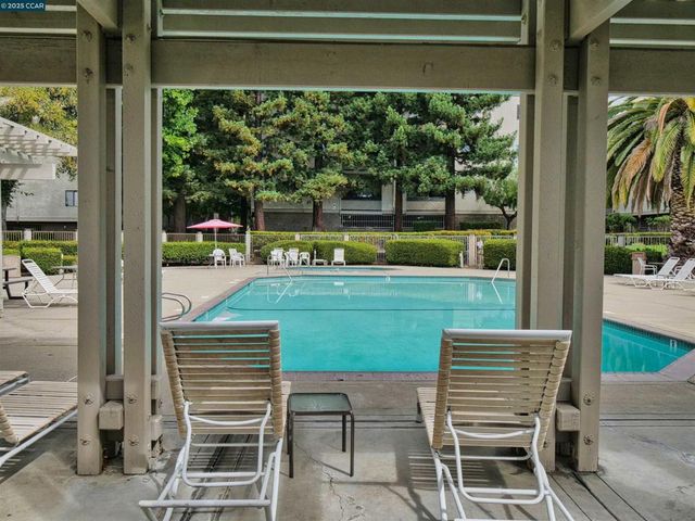 1234 Stanhope Lane 267, Hayward, CA 94545