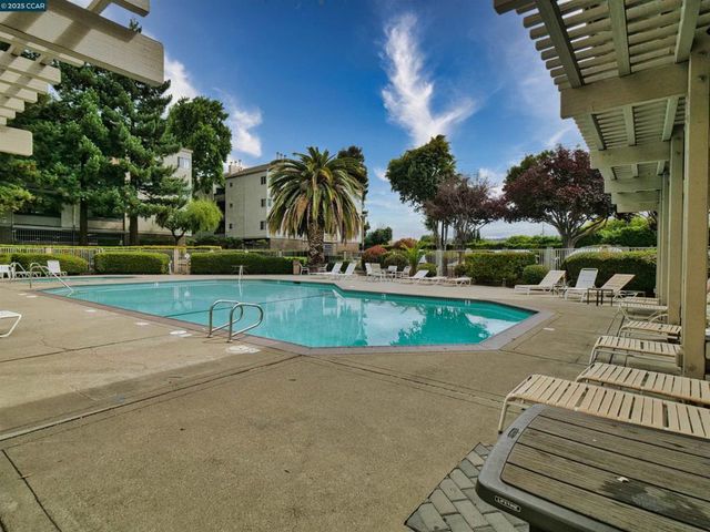 1234 Stanhope Lane 267, Hayward, CA 94545