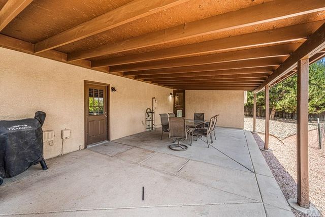 638 S Rogers Dr, Pueblo, CO 81007