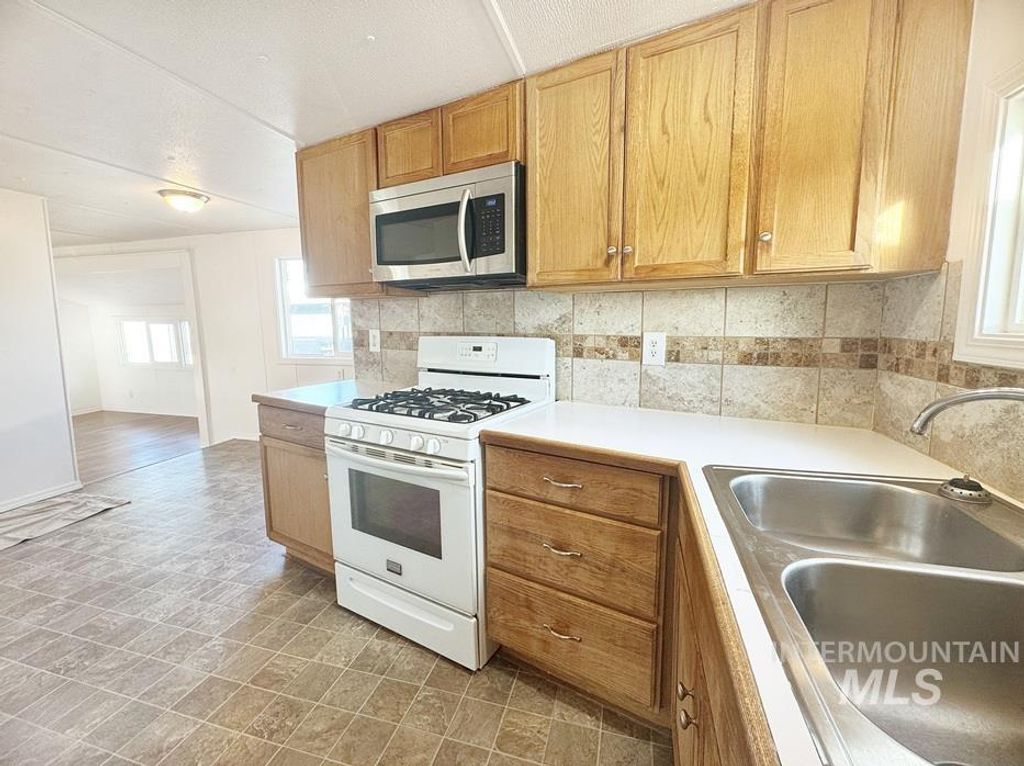1715 W Flamingo Avenue Trailer 89, Nampa, ID 83651 photo 11