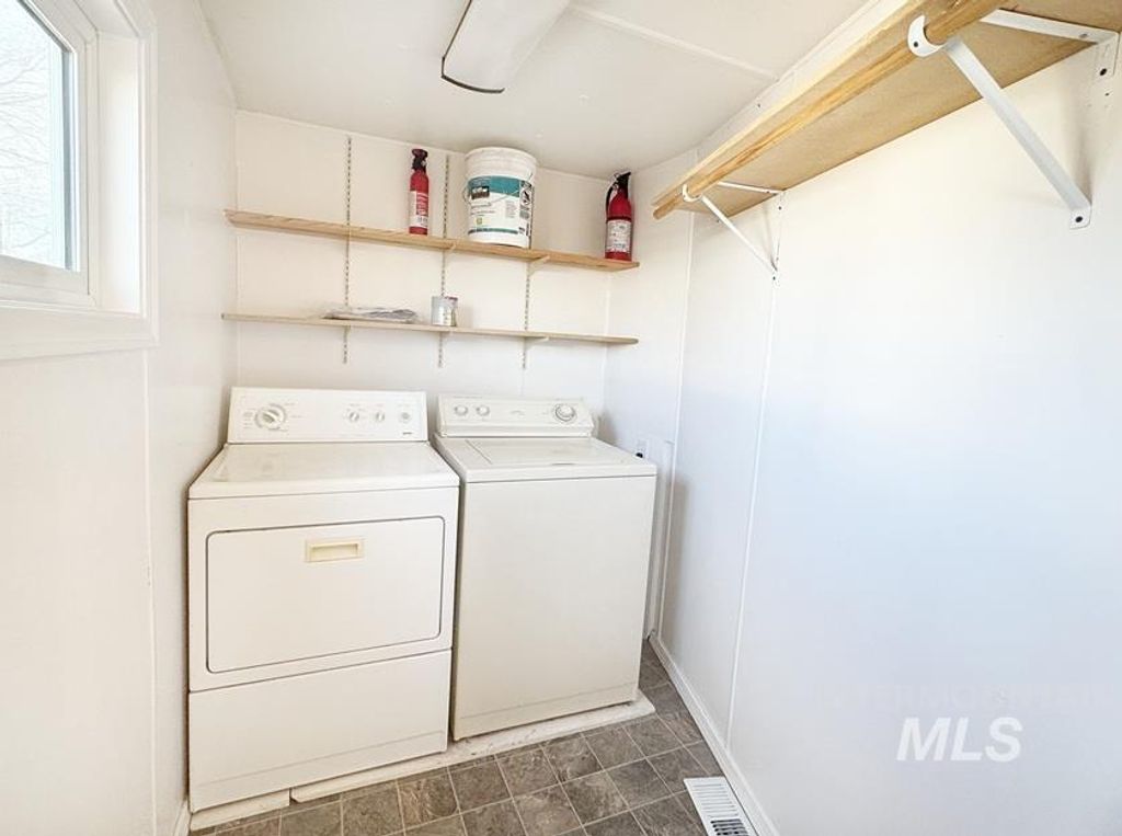 1715 W Flamingo Avenue Trailer 89, Nampa, ID 83651 photo 12