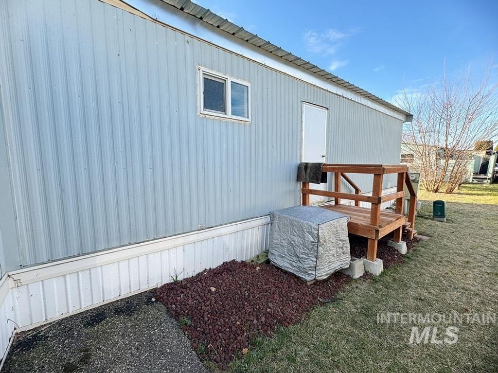 1715 W Flamingo Avenue Trailer 89, Nampa, ID 83651 photo 23