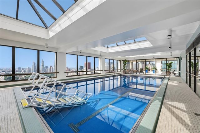 360 E Randolph Street 901, Chicago, IL 60601
