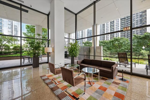 360 E Randolph Street 901, Chicago, IL 60601