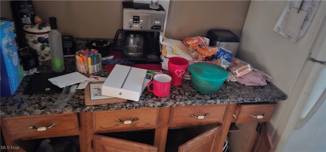 1475 Hollywood Street NE, Warren, OH 44483