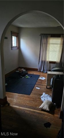 1475 Hollywood Street NE, Warren, OH 44483