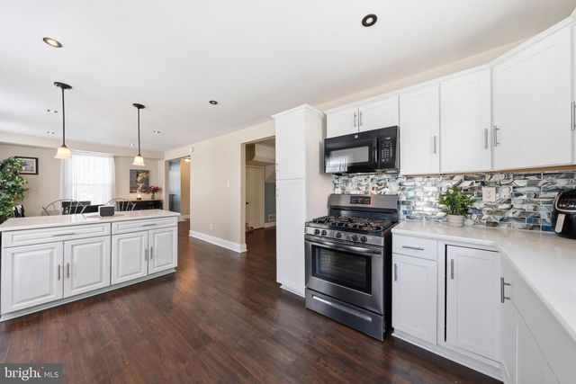 6 MASON CT, Pine Hill, NJ 08021