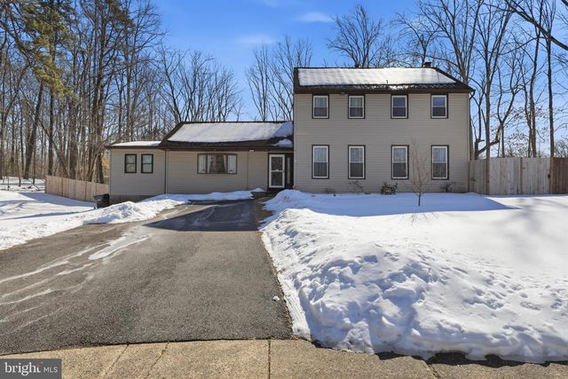 6 MASON CT, Pine Hill, NJ 08021