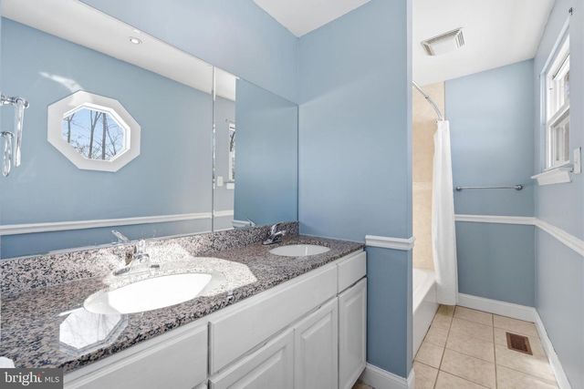 6 MASON CT, Pine Hill, NJ 08021