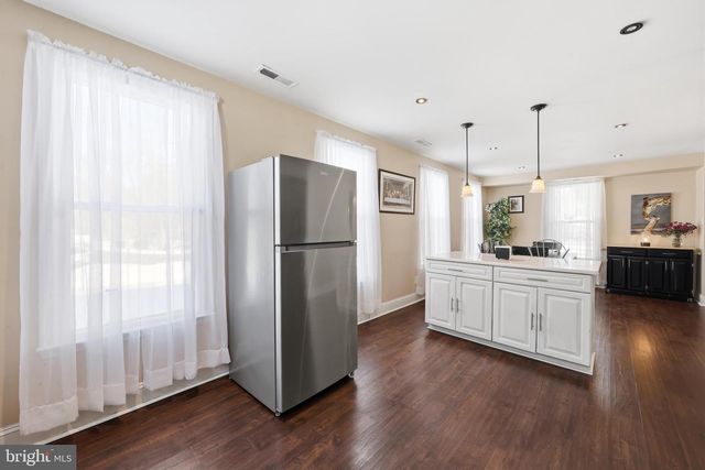 6 MASON CT, Pine Hill, NJ 08021