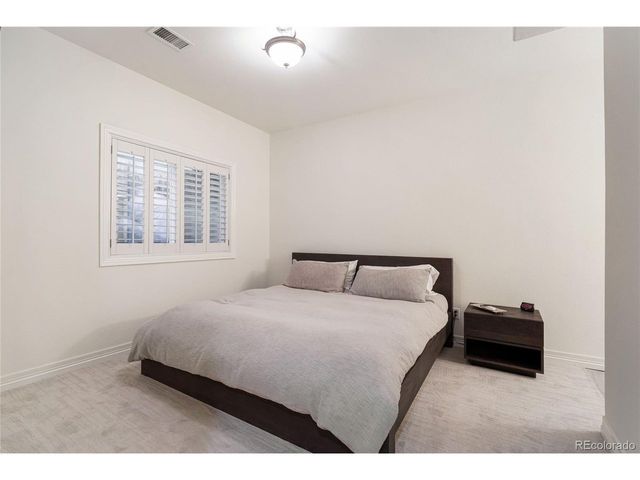 11657 E Berry Dr, Englewood, CO 80111