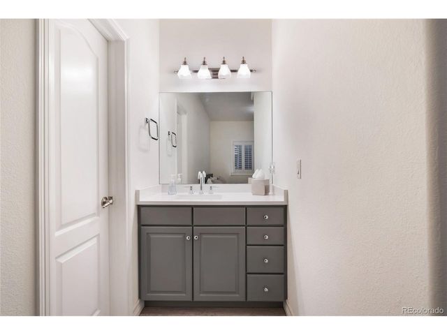 11657 E Berry Dr, Englewood, CO 80111