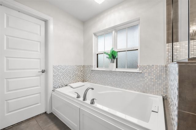 6500 Dakar Road W, Fort Worth, TX 76116