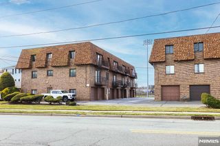 825 Riverside Avenue 205, Lyndhurst, NJ 07071