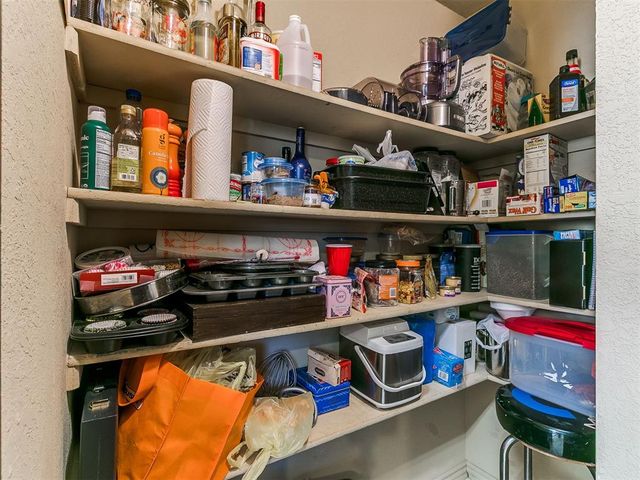 10648 NW 35th Street, Yukon, OK 73099