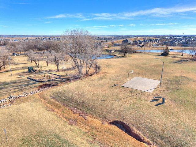 10648 NW 35th Street, Yukon, OK 73099