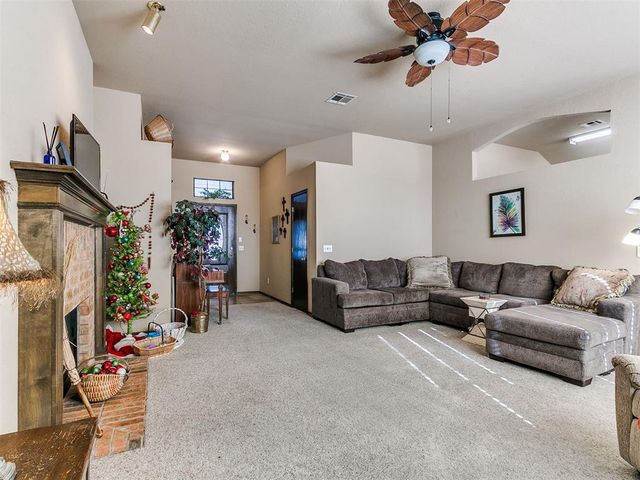 10648 NW 35th Street, Yukon, OK 73099