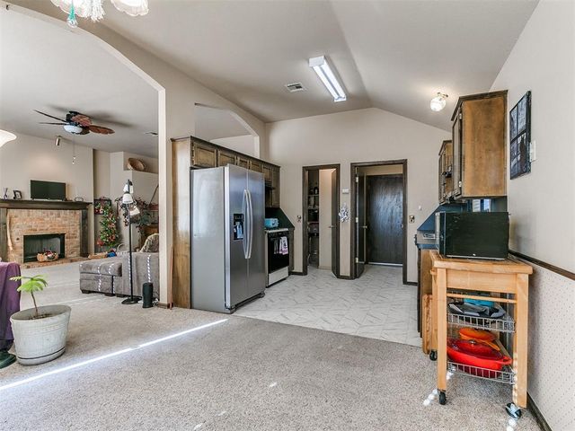 10648 NW 35th Street, Yukon, OK 73099