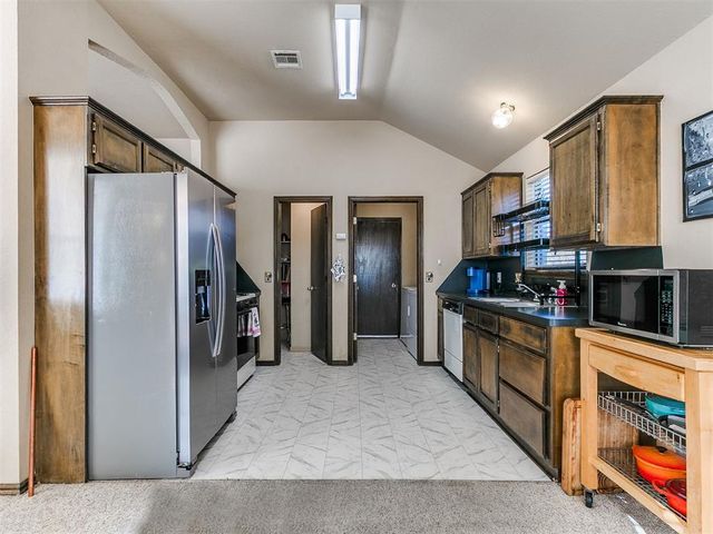 10648 NW 35th Street, Yukon, OK 73099