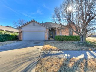 10648 NW 35th Street, Yukon, OK 73099