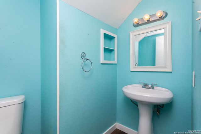 6206 CANDLEWICK CT, San Antonio, TX 78244