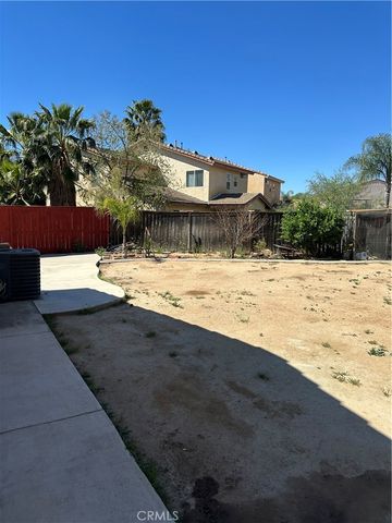 3913 Manquelo Court, Perris, CA 92571
