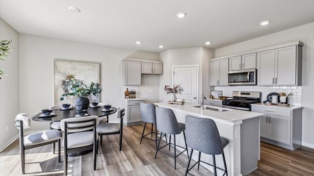 10278 NW 68th Avenue, Johnston, IA 50131