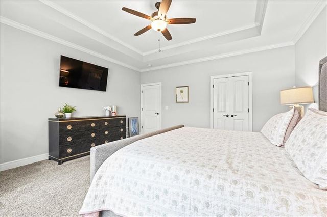 821 Cindy Lane, Raymore, MO 64083