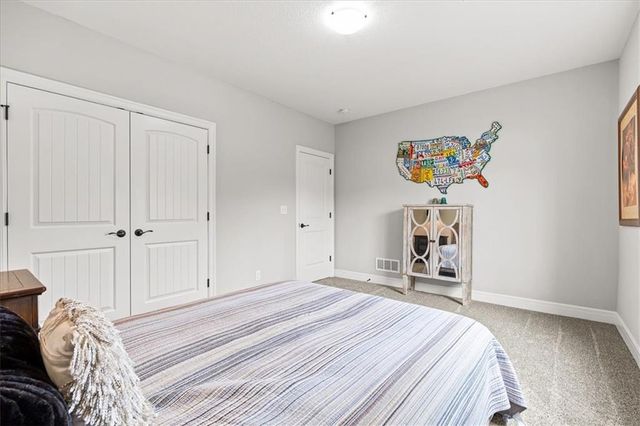 821 Cindy Lane, Raymore, MO 64083