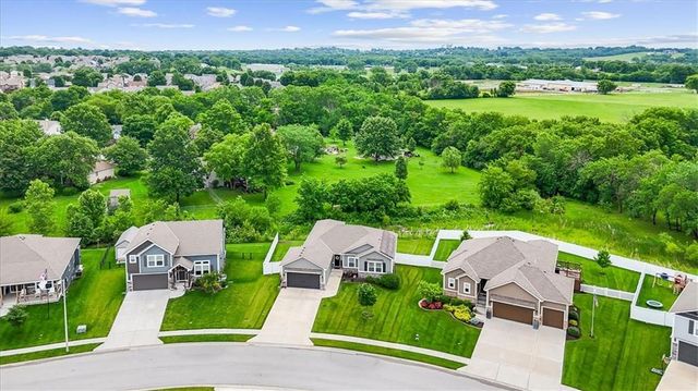 821 Cindy Lane, Raymore, MO 64083