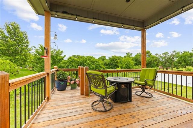 821 Cindy Lane, Raymore, MO 64083