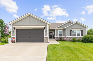 821 Cindy Lane, Raymore, MO 64083