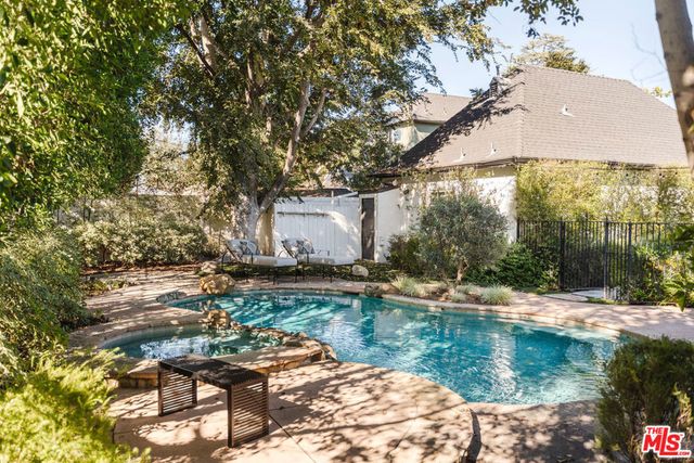 12510 Hortense Street, Studio City, CA 91604