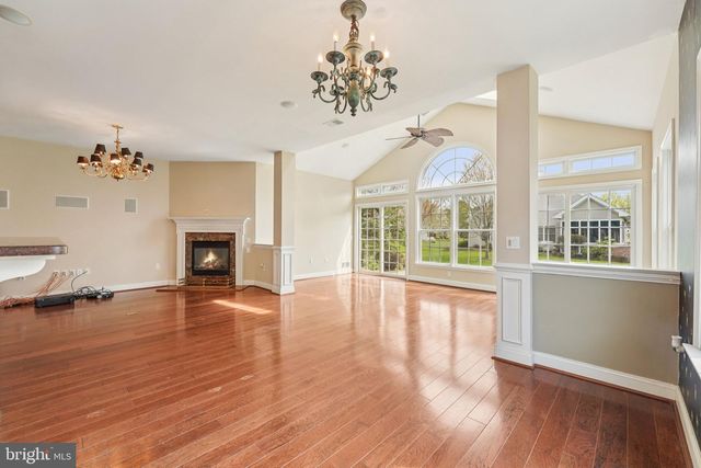 5 NOTTINGHAM LN, Easton, PA 18045
