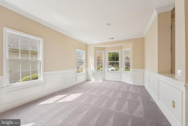 5 NOTTINGHAM LN, Easton, PA 18045