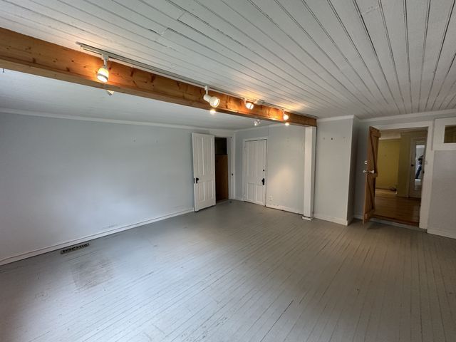 767 Sherwood Rd, Sewanee, TN 37375