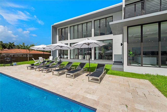 5420 SW 72nd Avenue, Miami, FL 33155