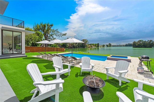 5420 SW 72nd Avenue, Miami, FL 33155