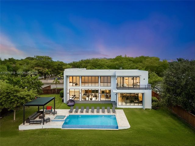 5420 SW 72nd Avenue, Miami, FL 33155