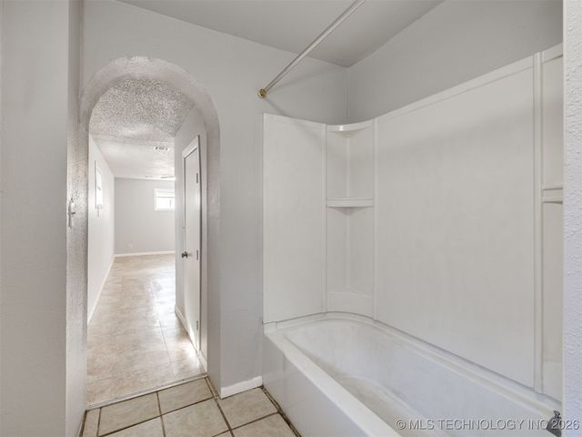 4138 W 8th Street, Tulsa, OK 74127