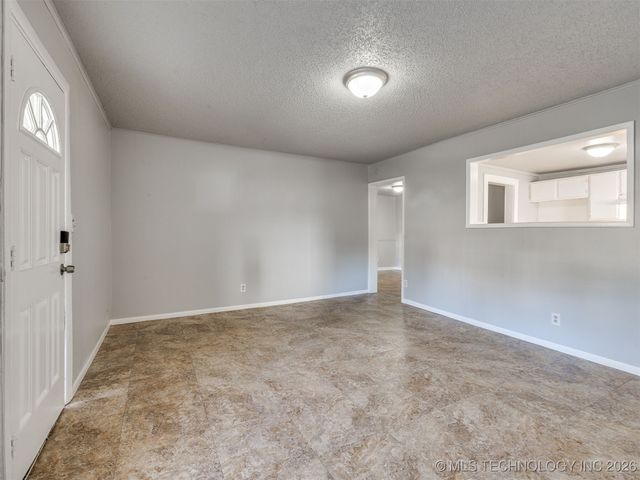 4138 W 8th Street, Tulsa, OK 74127