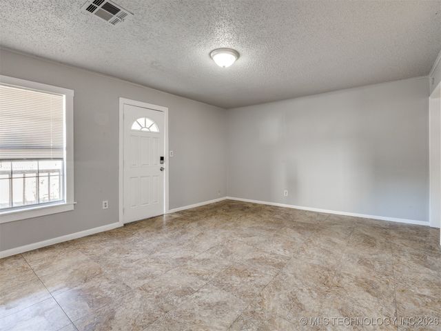 4138 W 8th Street, Tulsa, OK 74127