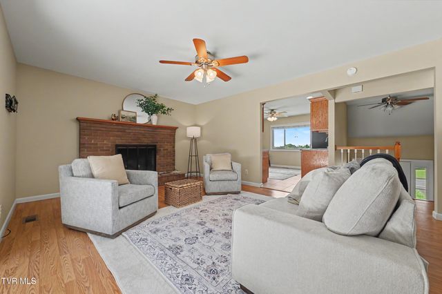 1695 Jim Fox Road, Greeneville, TN 37743