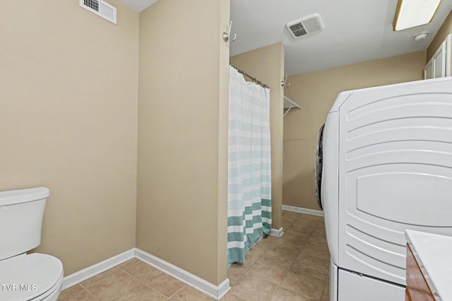 1695 Jim Fox Road, Greeneville, TN 37743