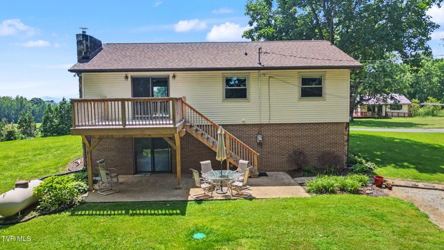 1695 Jim Fox Road, Greeneville, TN 37743