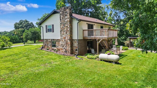 1695 Jim Fox Road, Greeneville, TN 37743