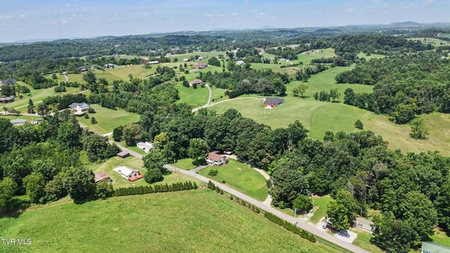 1695 Jim Fox Road, Greeneville, TN 37743