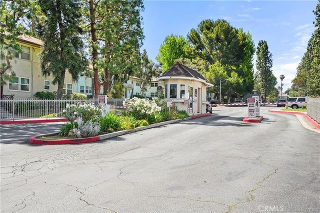 5841 Bowcroft Street 4, Los Angeles, CA 90016